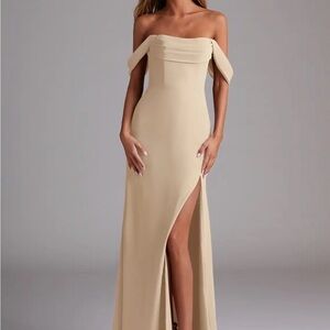 Azazie Saige Champange Off Shoulder Strapless Chiffon Dress Size 10